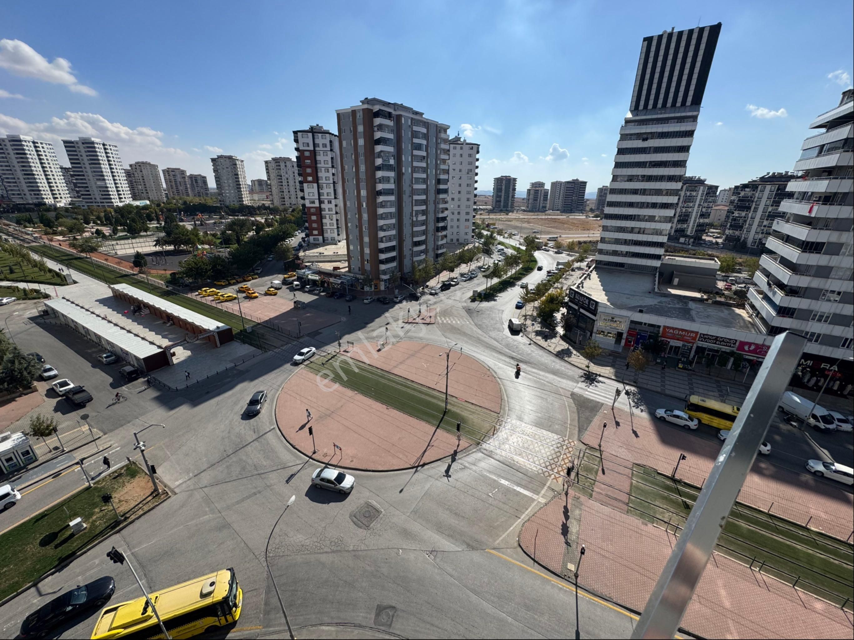 G.antep Akkent Mah Merkezinde Arkat Bakımlı 3+1 Satlık Daire - Görsel 31