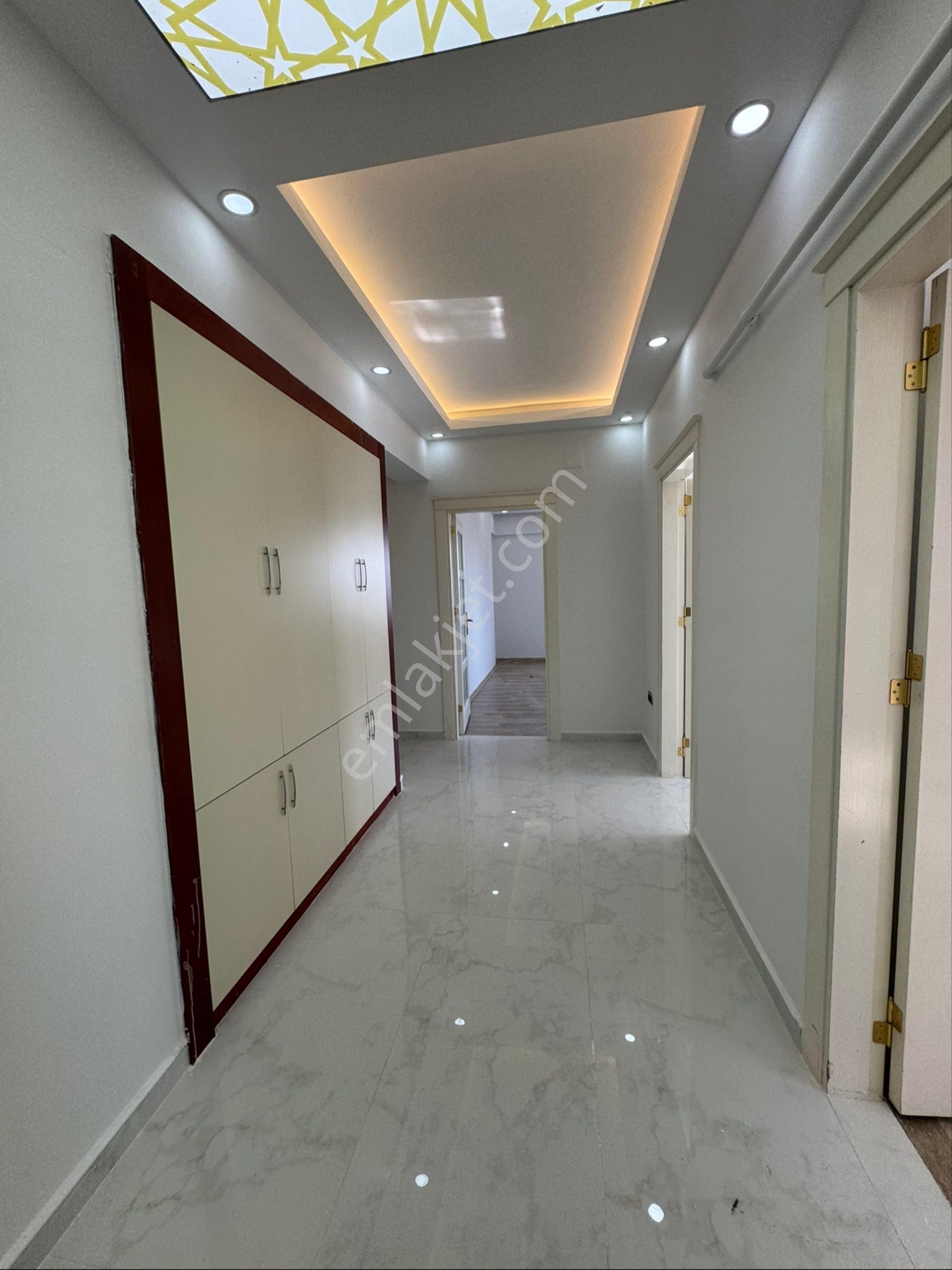 G.antep Akkent Mah Merkezinde Arkat Bakımlı 3+1 Satlık Daire - Görsel 15