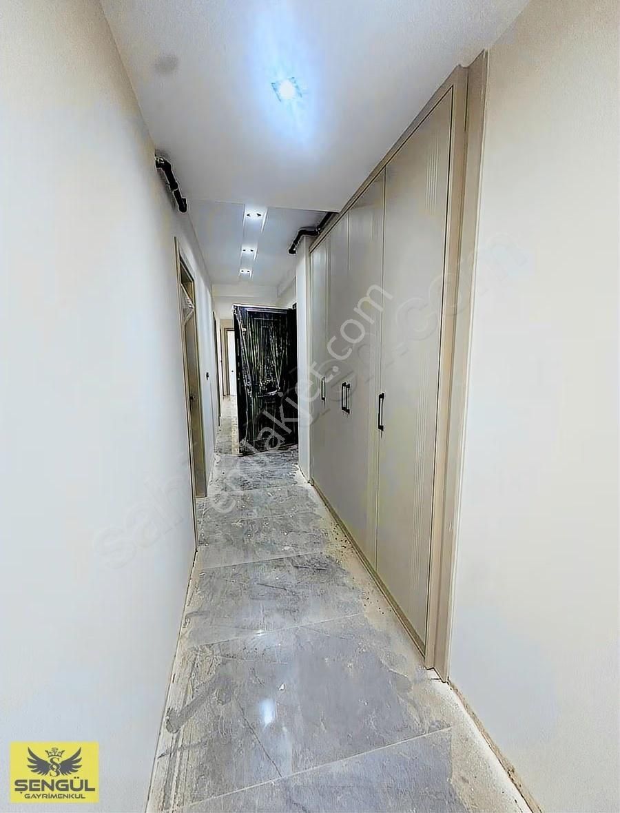 Şengül Gayrimenkul'den Yenişafakta Satılık 3+1 Daireler - Görsel 35