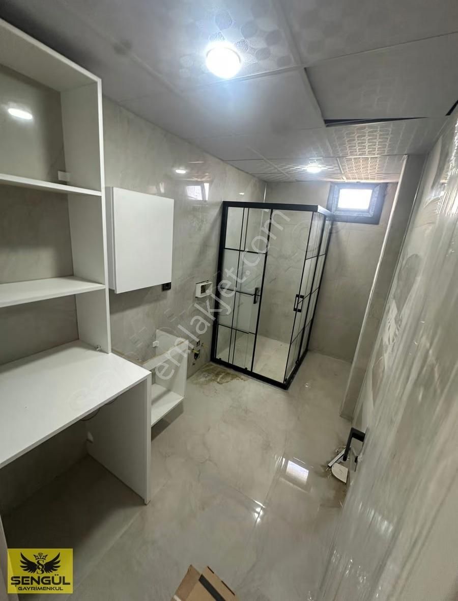 Şengül Gayrimenkul'den Yenişafakta Satılık 3+1 Daireler - Görsel 25