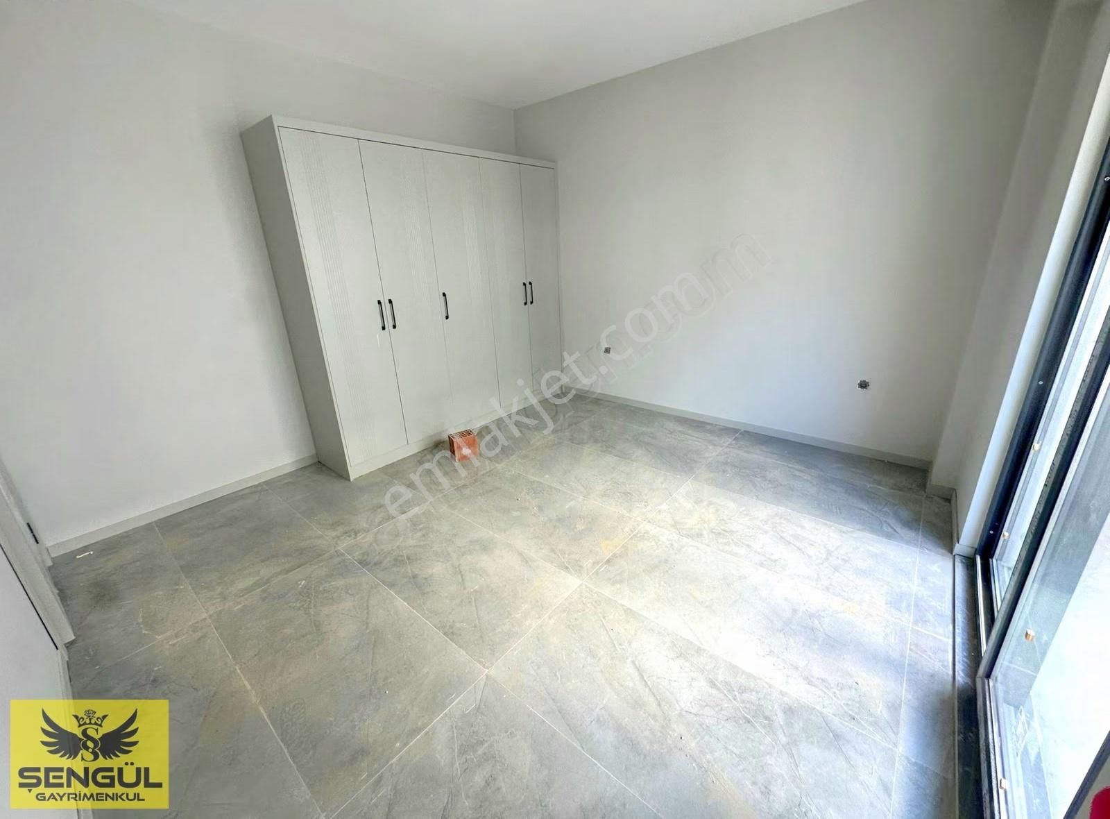 Şengül Gayrimenkul'den Yenişafakta Satılık 3+1 Daireler - Görsel 22