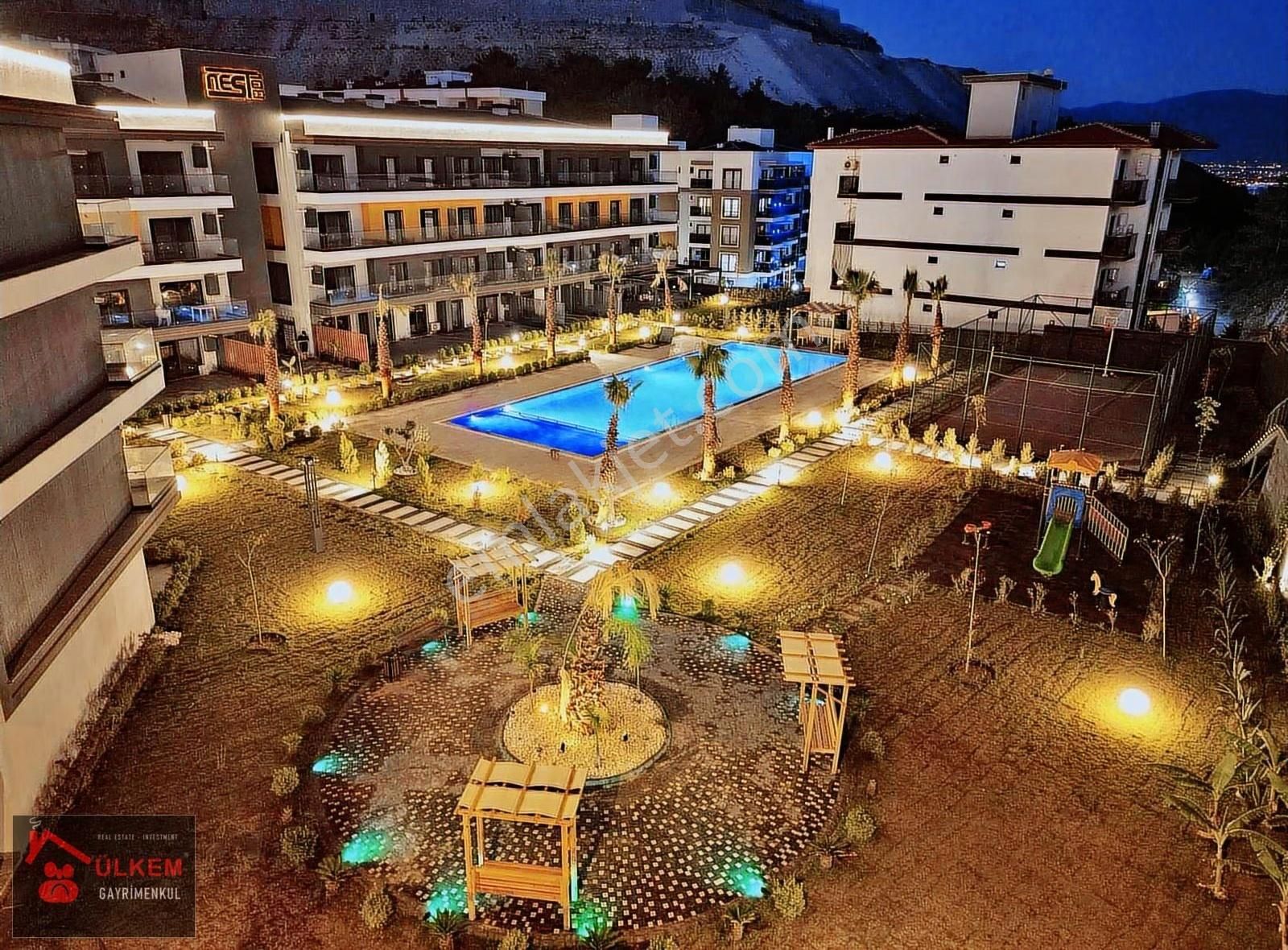 Kuşadasında Lüks Konseptli Son Kalan Sıfır Daireler - Görsel 19