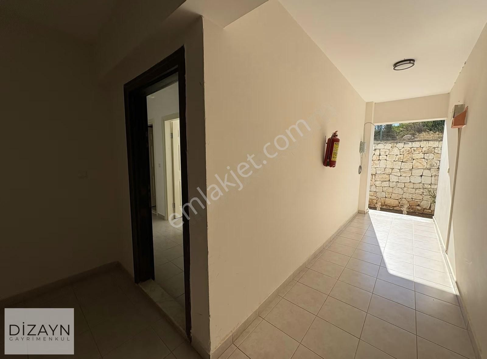 Didim Efelerde Havuzlu Site İçerisinde Eşyalı 1+1 Köşe Daire - Görsel 15
