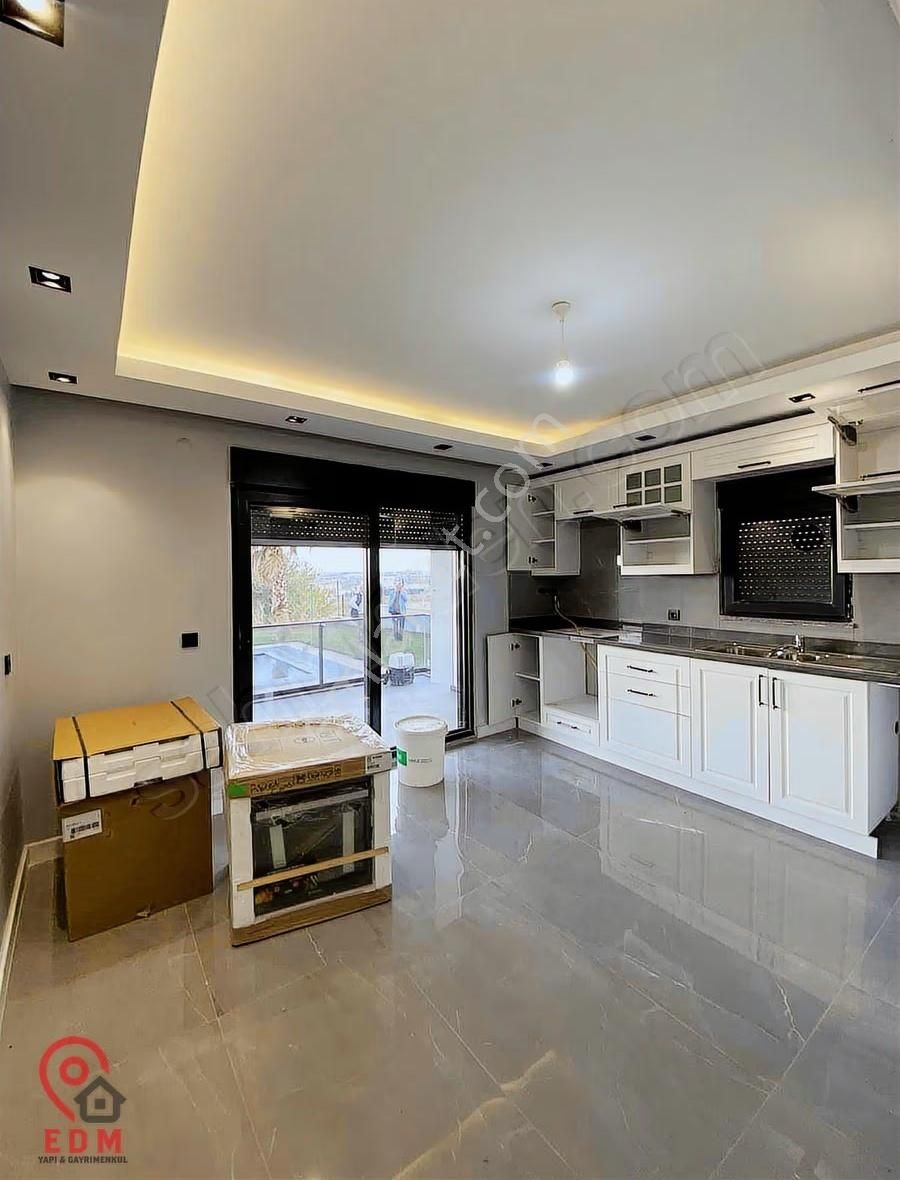 Silivri Ortaköy'de Müstakil Havuzlu Satılık Villa - Görsel 14