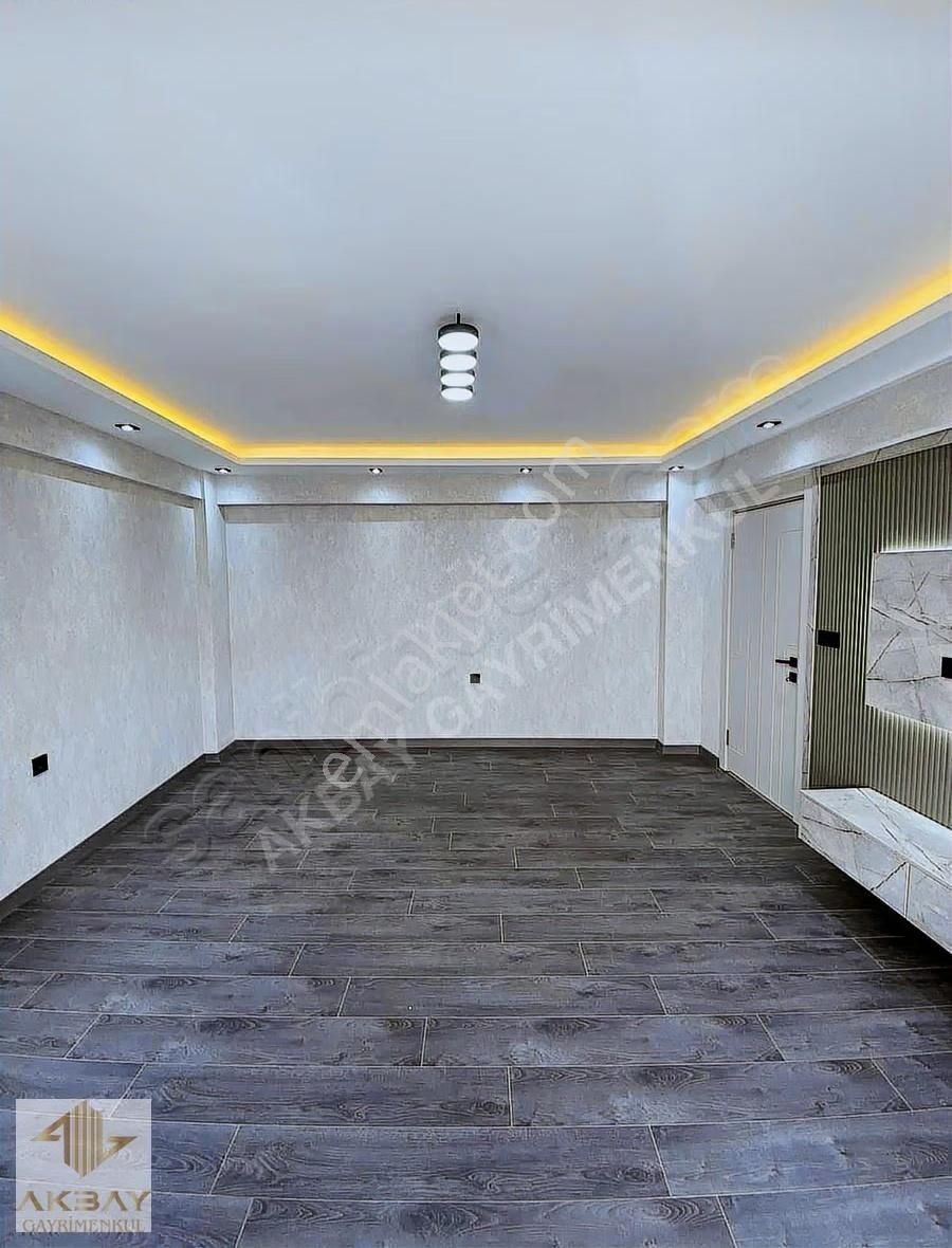 Akbay Gayrimenkul'den Masrafsız Ara Kat Full Tadilatlı 3+1 Daire - Görsel 33