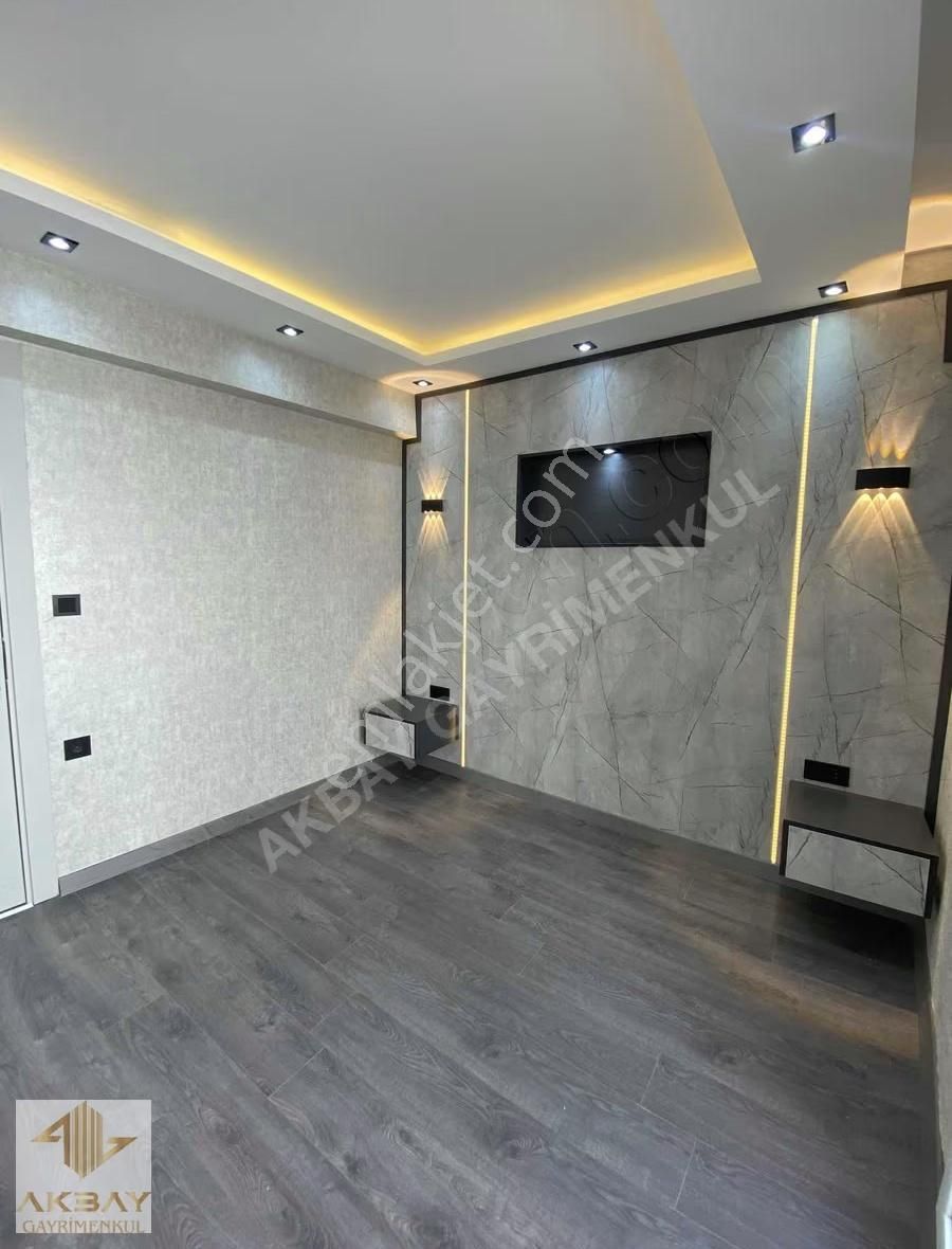 Akbay Gayrimenkul'den Masrafsız Ara Kat Full Tadilatlı 3+1 Daire - Görsel 7