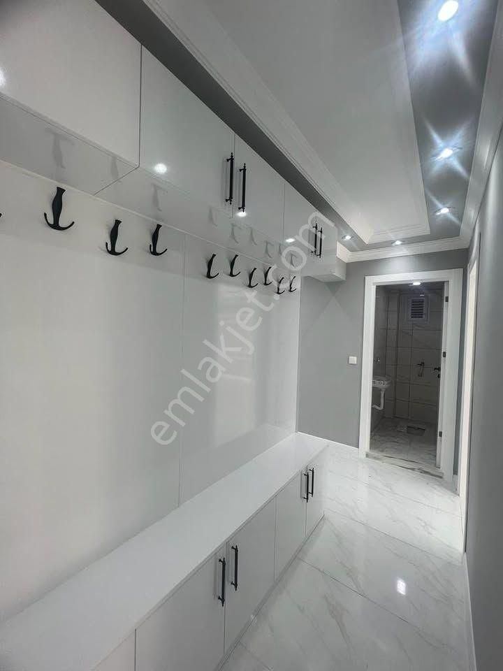 Beylikdüzü'nde Metrobüse Yürüme Mesafesinde 2+1 Fırsat Dairesi - Görsel 13