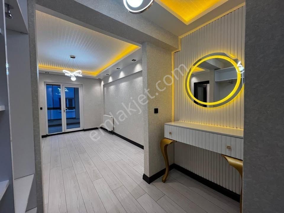 Beylikdüzü Medilife Hastane Arkasında 3+1 Lüx Tasarımlı Dairemiz - Görsel 28