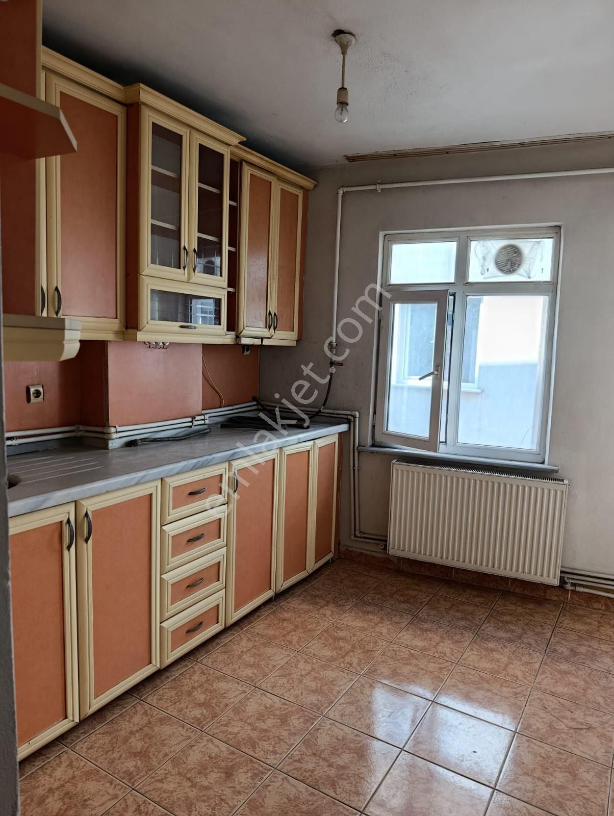 Güneyden Sultan Gazide 1+1.80 M2 Arsa Hisseli Tapulu Balkonlu Daire - Görsel 17