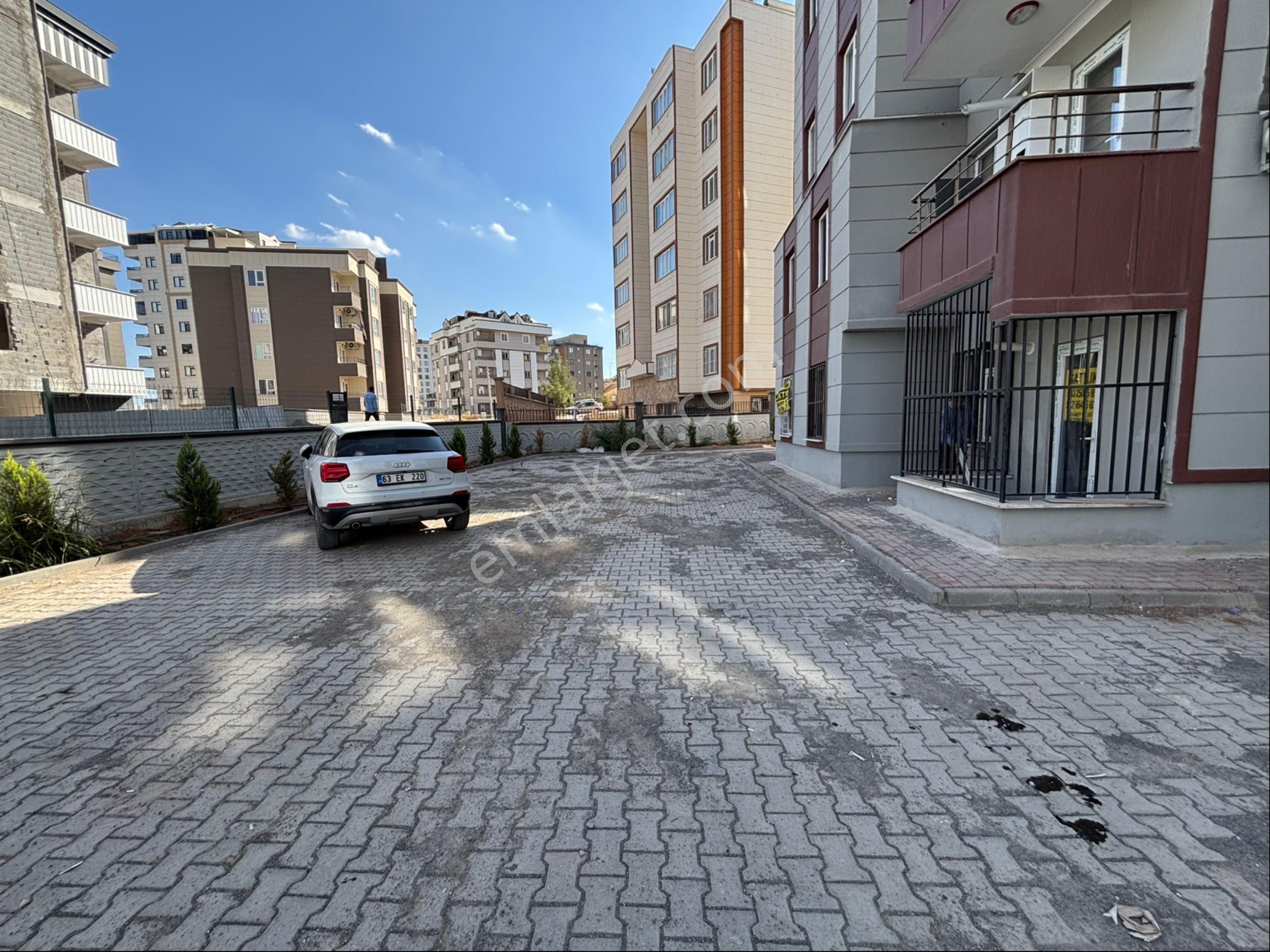 İlke Emlaktan Acil Satılık 1+1 Giriş Kat - Görsel 2