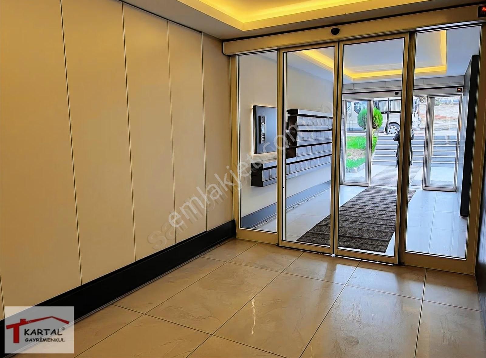 Kartal'dan Mücevher Kent Sitesinde Full Yapılı Güvenlikli 3+1 - Görsel 8