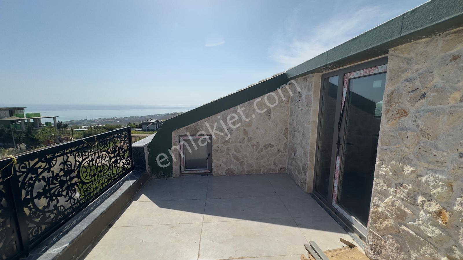 Güzelce Deniz Manzaralı Özel Yapım Taş Cepheli 4+2 Satılık Villa - Görsel 30