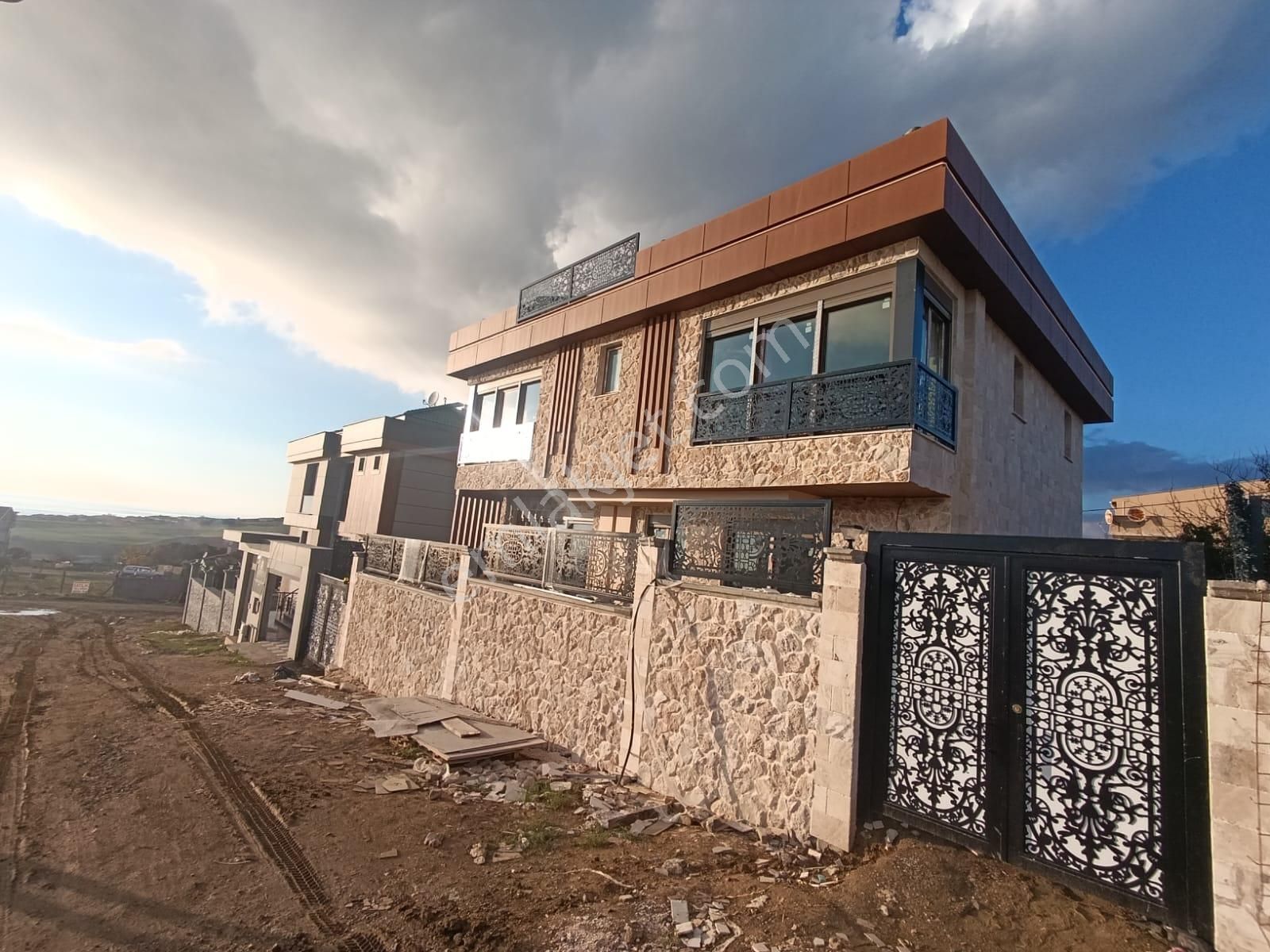 Güzelce Deniz Manzaralı Özel Yapım Taş Cepheli 4+2 Satılık Villa - Görsel 20