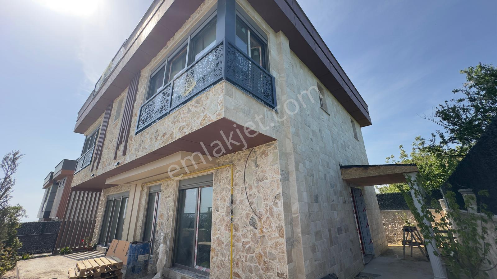 Güzelce Deniz Manzaralı Özel Yapım Taş Cepheli 4+2 Satılık Villa - Görsel 26