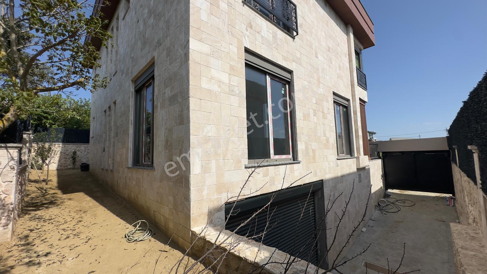 Güzelce Deniz Manzaralı Özel Yapım Taş Cepheli 4+2 Satılık Villa - Görsel 22