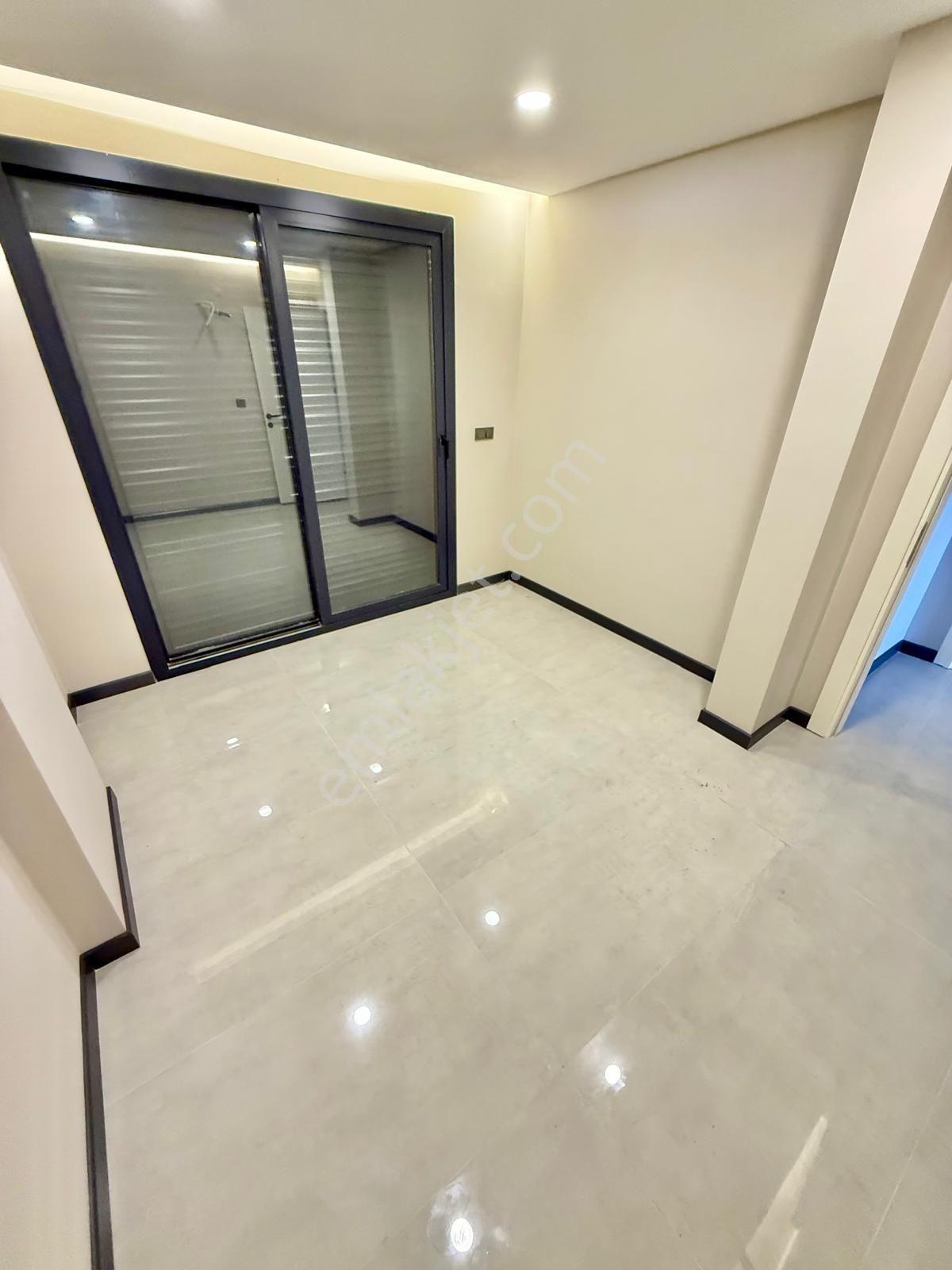 Kuşadası Soğucak’ta Satılık Sıfır  Lüks 4+2 Villa - Görsel 17