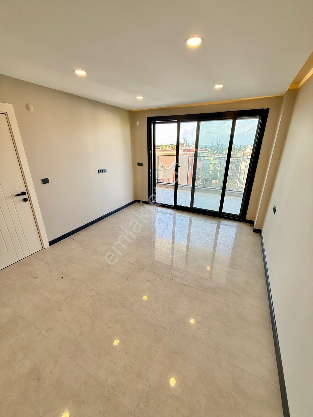 Kuşadası Soğucak’ta Satılık Sıfır  Lüks 4+2 Villa - Görsel 27