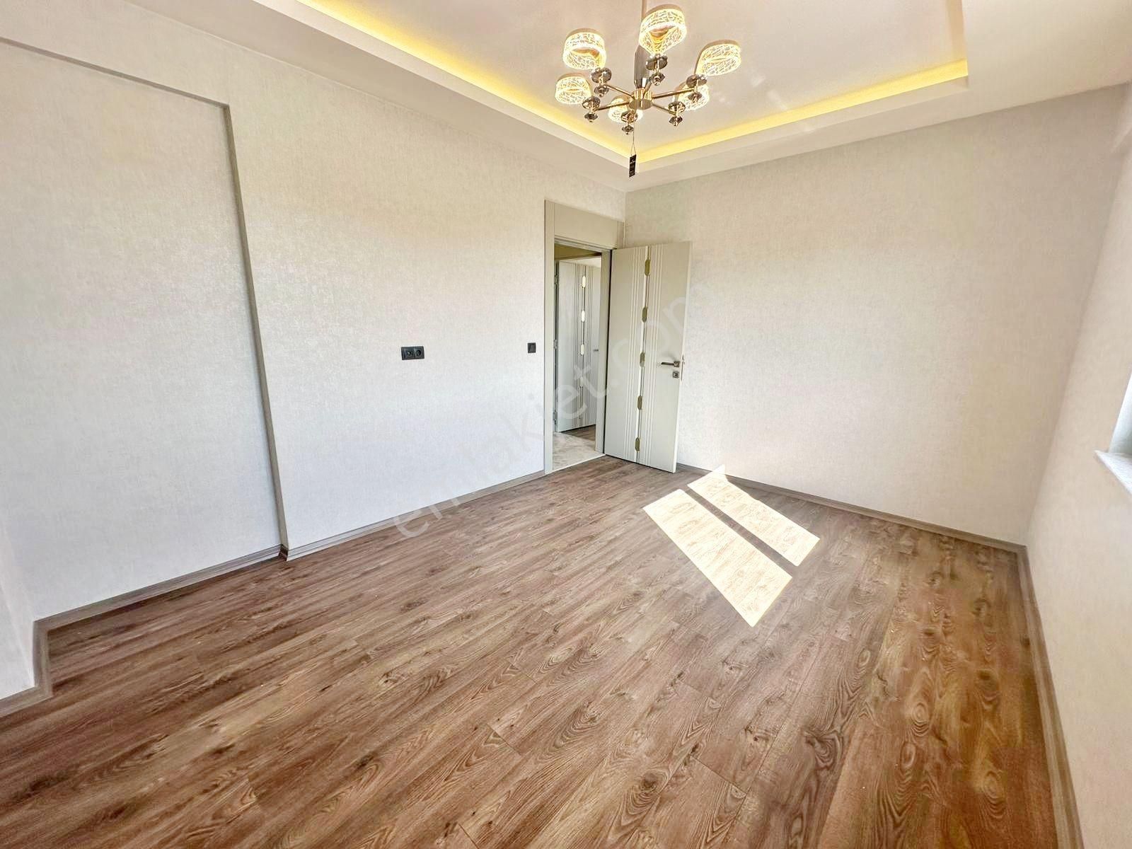 Göktürk'te Kat Ve Cephe Seçenekli Sıfır Ultra Lüx 2+1 Daire - Görsel 17