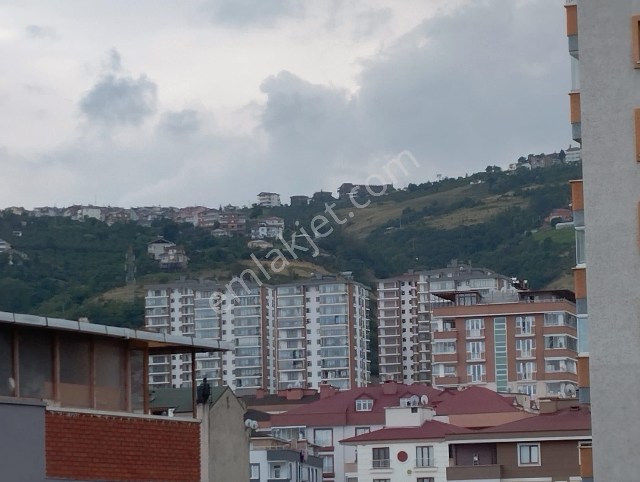 Trabzon Söğütlü Her Mevsim Aktif Ve Ful Dolu Kullanılan Pansiyon - Görsel 23