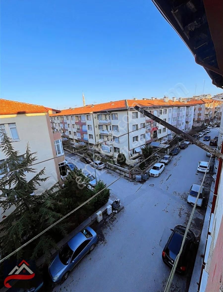 Deniz Yiğit'ten Şehrin Kalbinde Satılık 2+1 Bakımlı Daire - Görsel 14