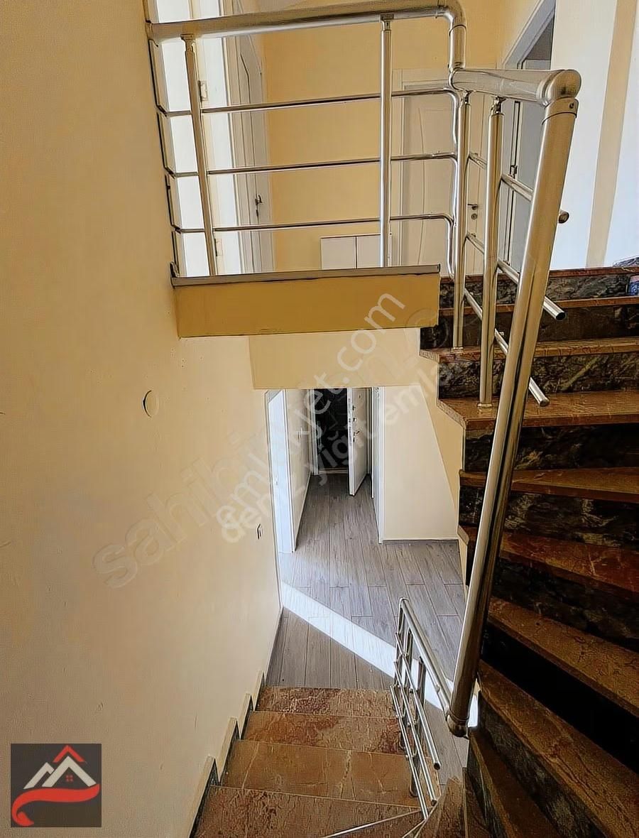 Deniz Yiğit'ten Yunusemre Mahallesi Satılık 4+1 Daire - Görsel 31