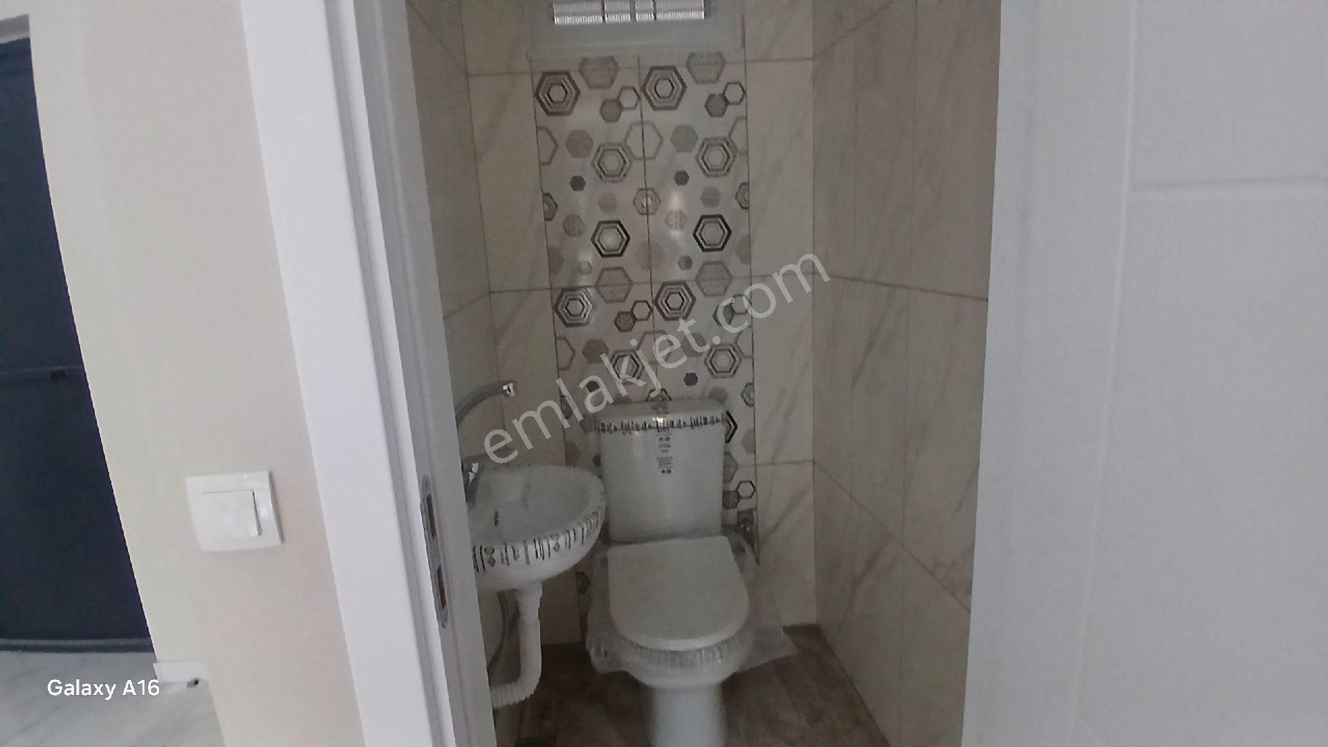 Kiralık İki Katlı Sıfır İş Yeri - Görsel 4