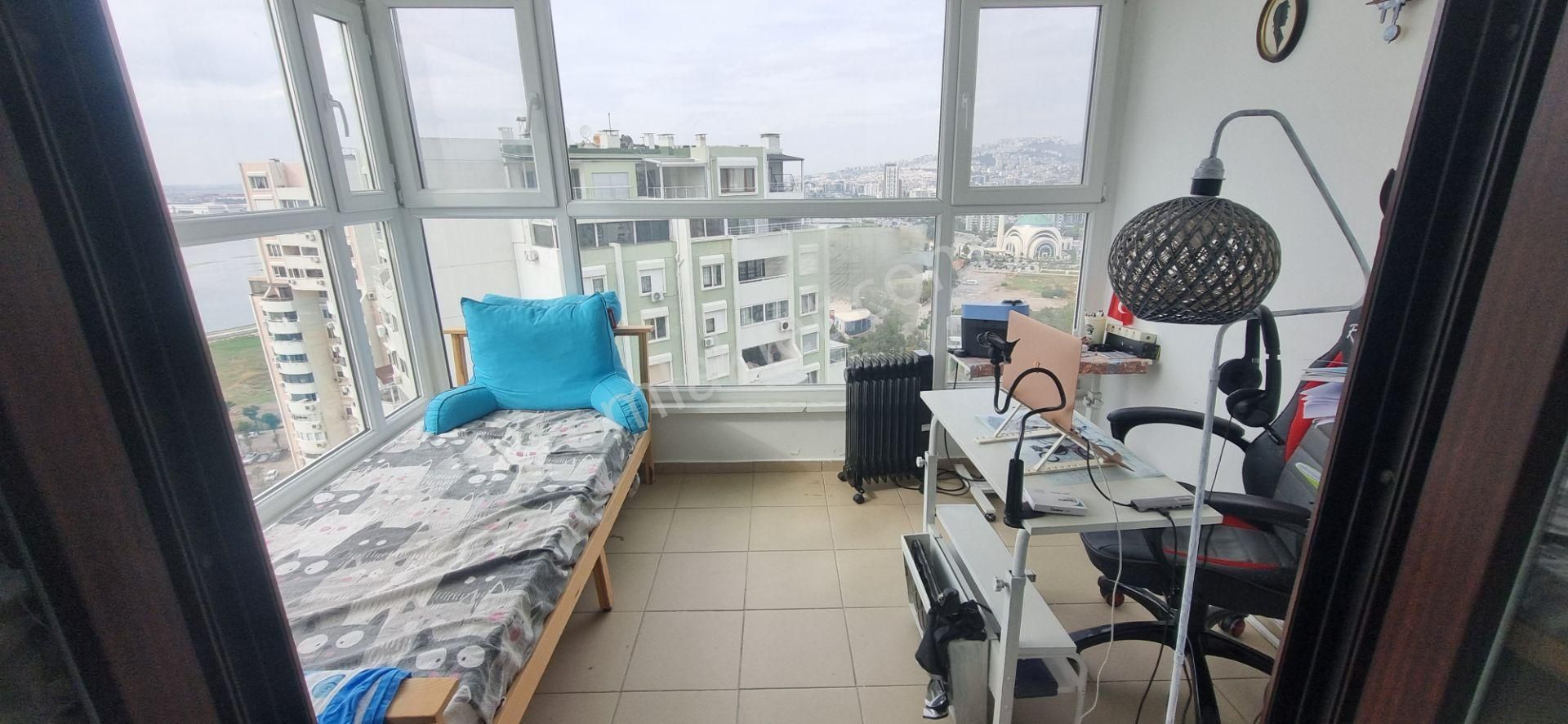 Karşıyaka Mavişehir Deniz Manzaralı Dubleks - Görsel 11