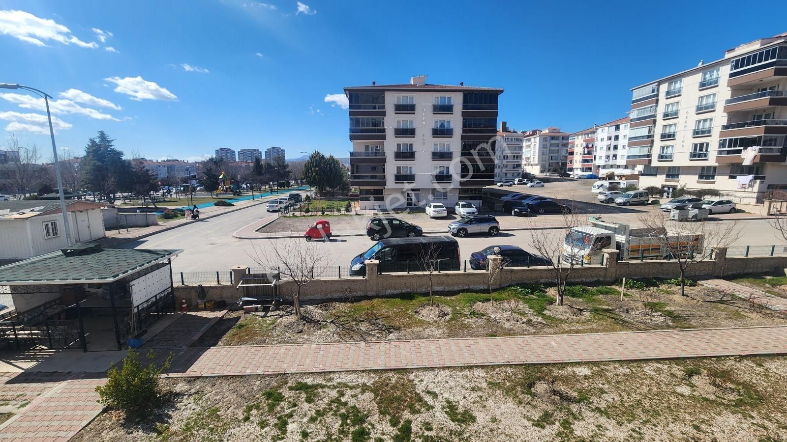 Sincan Mevlana Mahallesi'nde Asansörlü 3+1 Kiralık Daire - Görsel 10