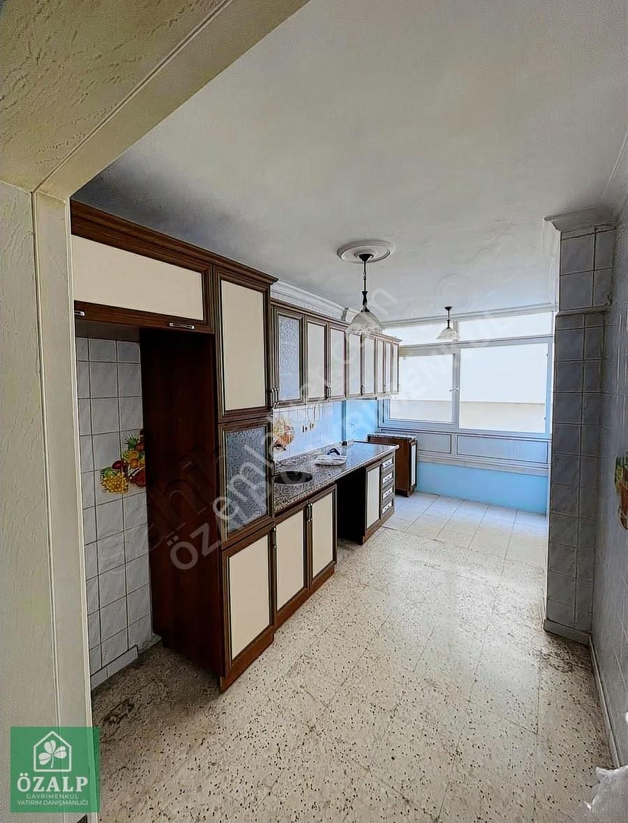 Özalp'ten Gmk Üzeri Mezitli Yeni Mah'de Asansörlü 3+1 Kiralık - Görsel 3