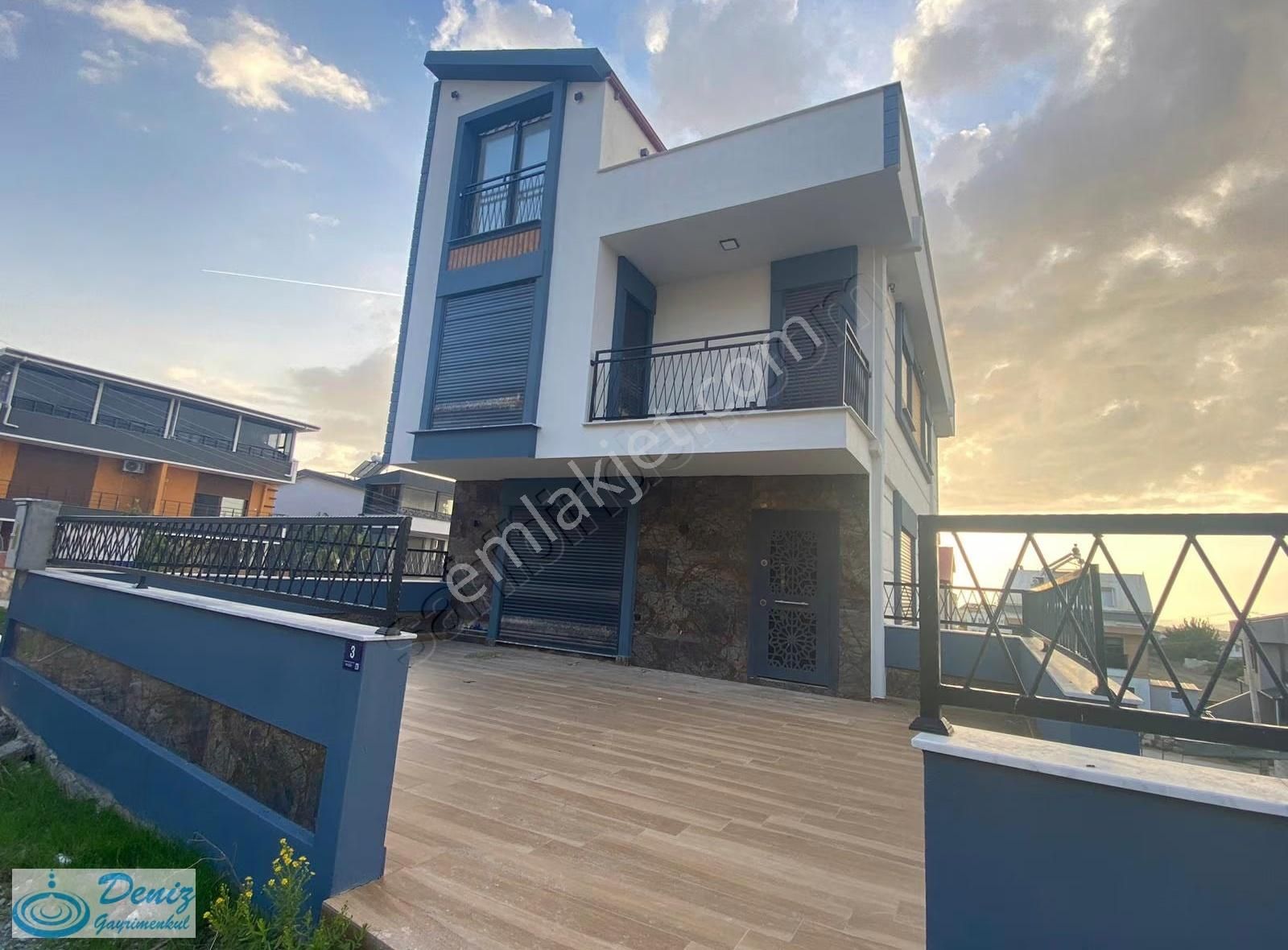 Deniz Gayrimenkul'den Deniz Manzaralı Geniş Lüx Forlex Villa!!! - Görsel 8