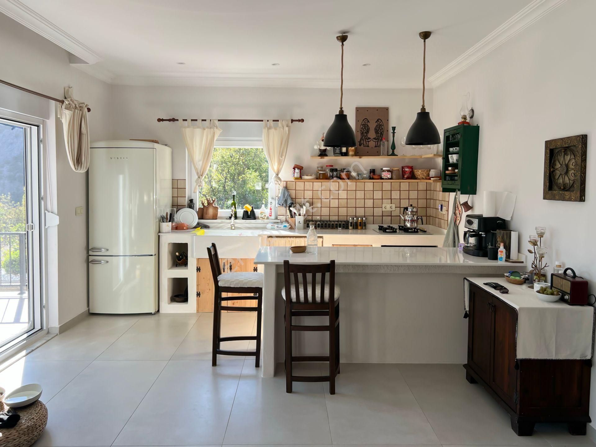 Dim Alacami 4.100 M2 Arazisi İle 4+1 İki Katlı Müstakil Villa - Görsel 9