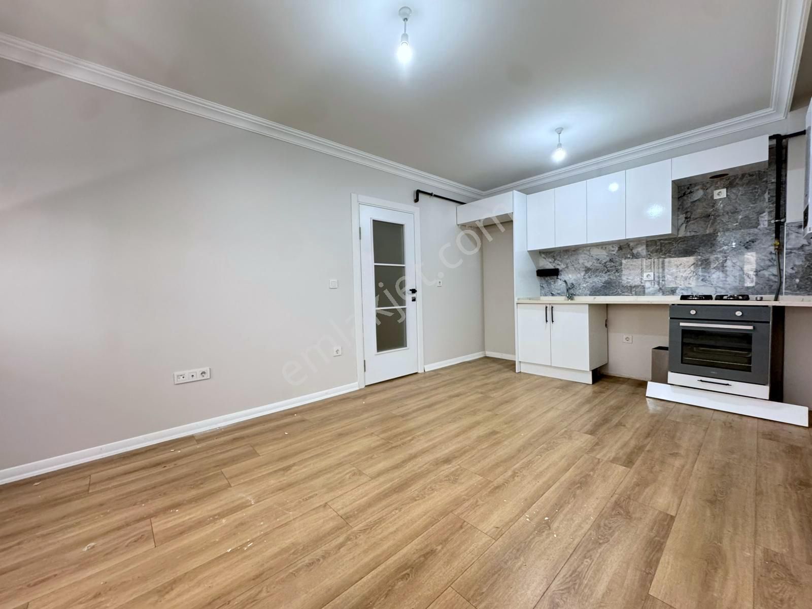 Köksalan'dan Altıntepe'de Minibüse Yakın Yeni Binada 50m2 1+1 - Görsel 3