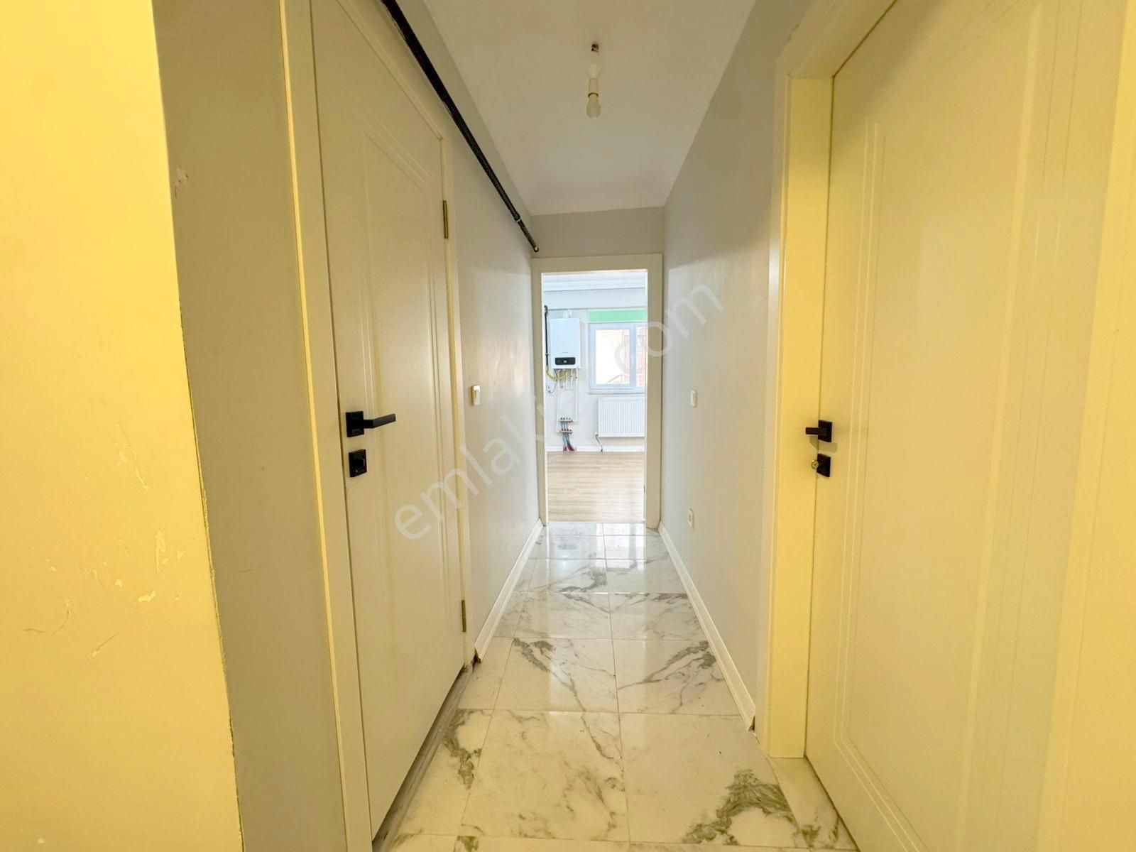 Köksalan'dan Altıntepe'de Minibüse Yakın Yeni Binada 50m2 1+1 - Görsel 6