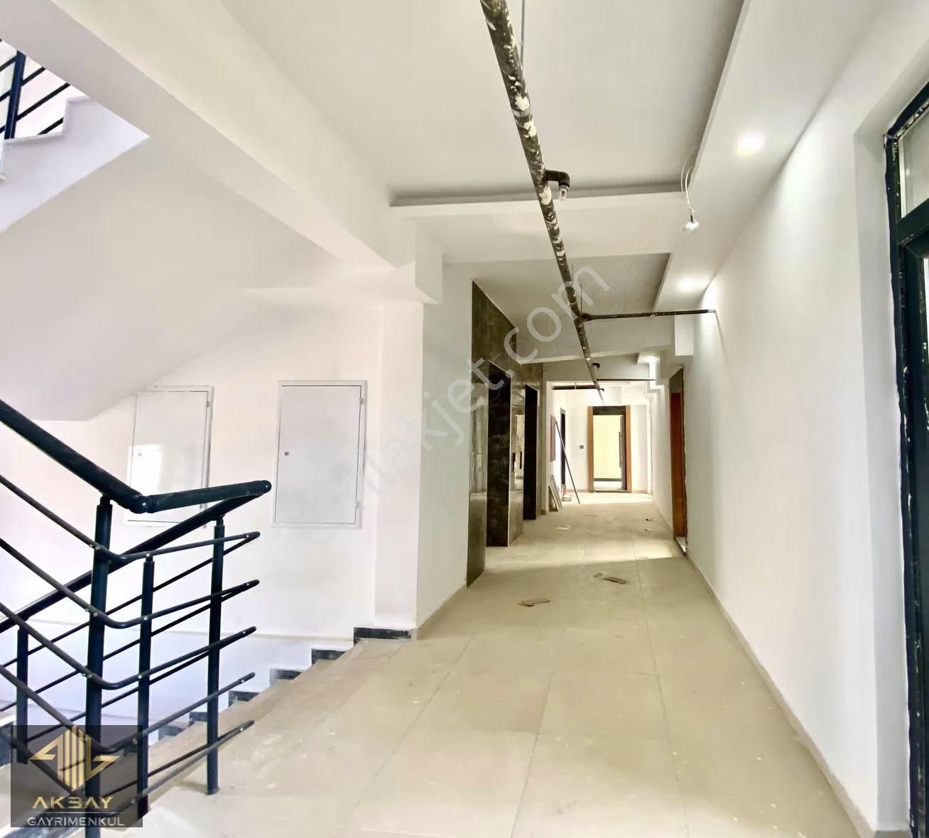 Merkezi Konumda Ebeveyn Bonyo Kapalı Garaj Site İçi 2+1 - Görsel 15