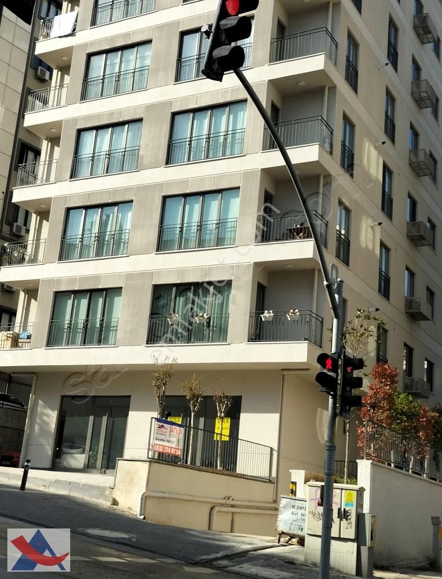 Ressam Salih Erimez Cad. Üstü Ön Kullanımlı 25 M2 Satılık Dükkan - Görsel 3