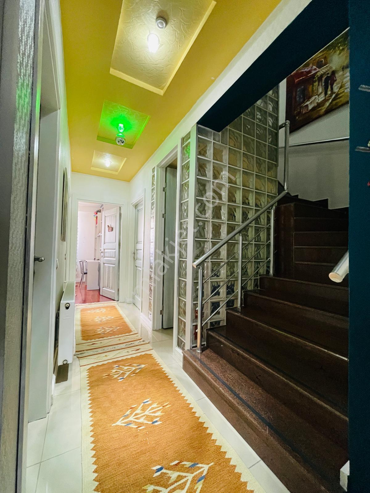 Yeşilbahçe 'de Mükemmel Lokasyonlu Asansörlü 350 M² 4+2 - Görsel 12