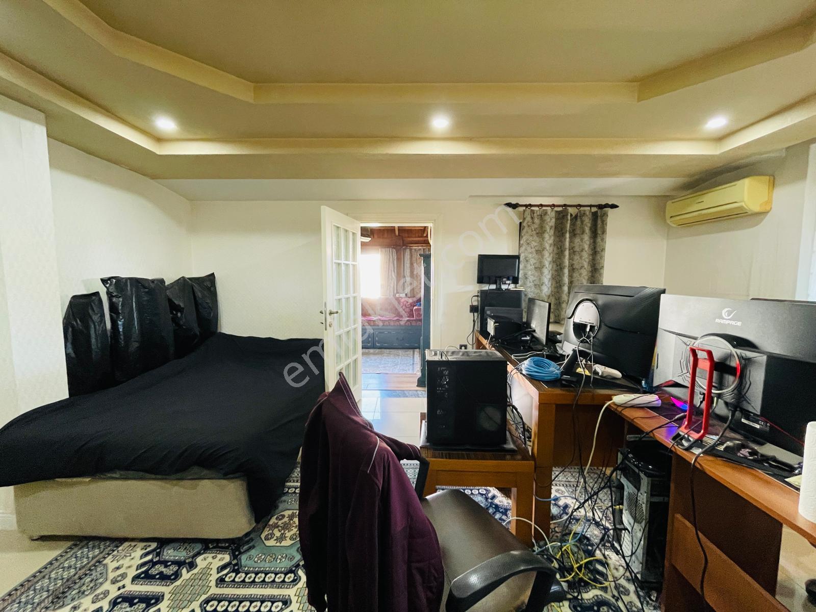 Yeşilbahçe 'de Mükemmel Lokasyonlu Asansörlü 350 M² 4+2 - Görsel 24