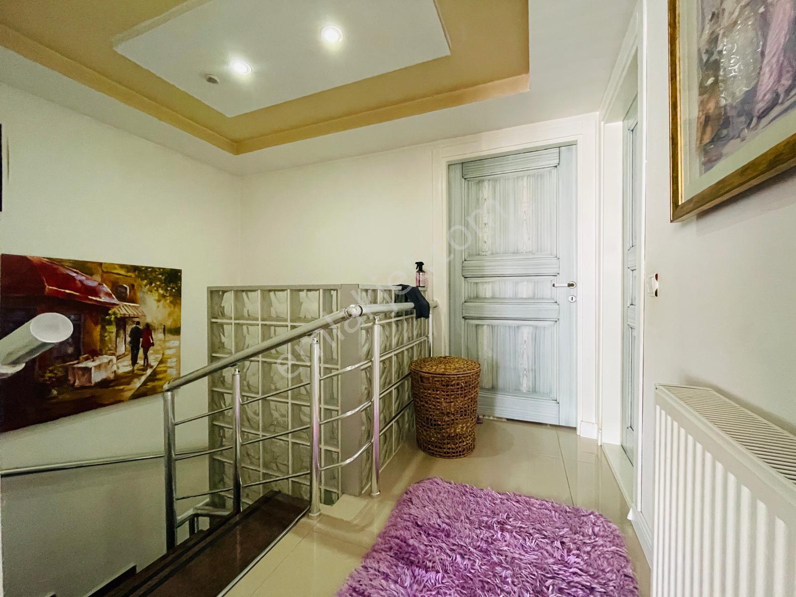 Yeşilbahçe 'de Mükemmel Lokasyonlu Asansörlü 350 M² 4+2 - Görsel 26