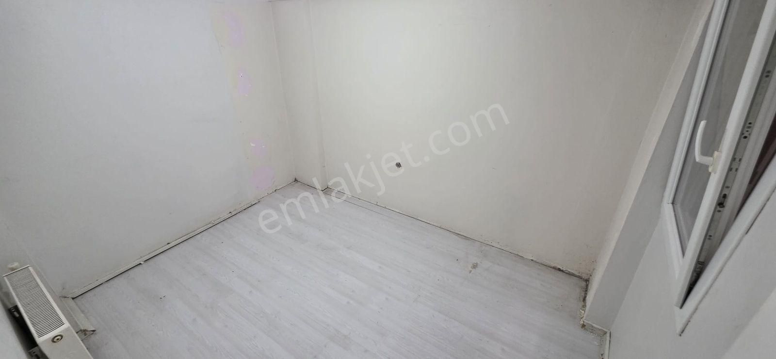 Karşıyaka Alaybeyde Arakat Doğalgazlı 2+1 Daire - Görsel 24