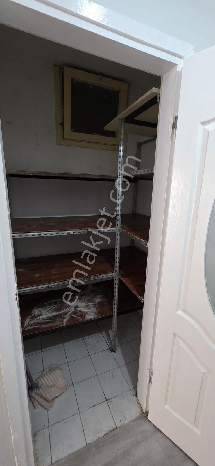 Karşıyaka Alaybeyde Arakat Doğalgazlı 2+1 Daire - Görsel 15