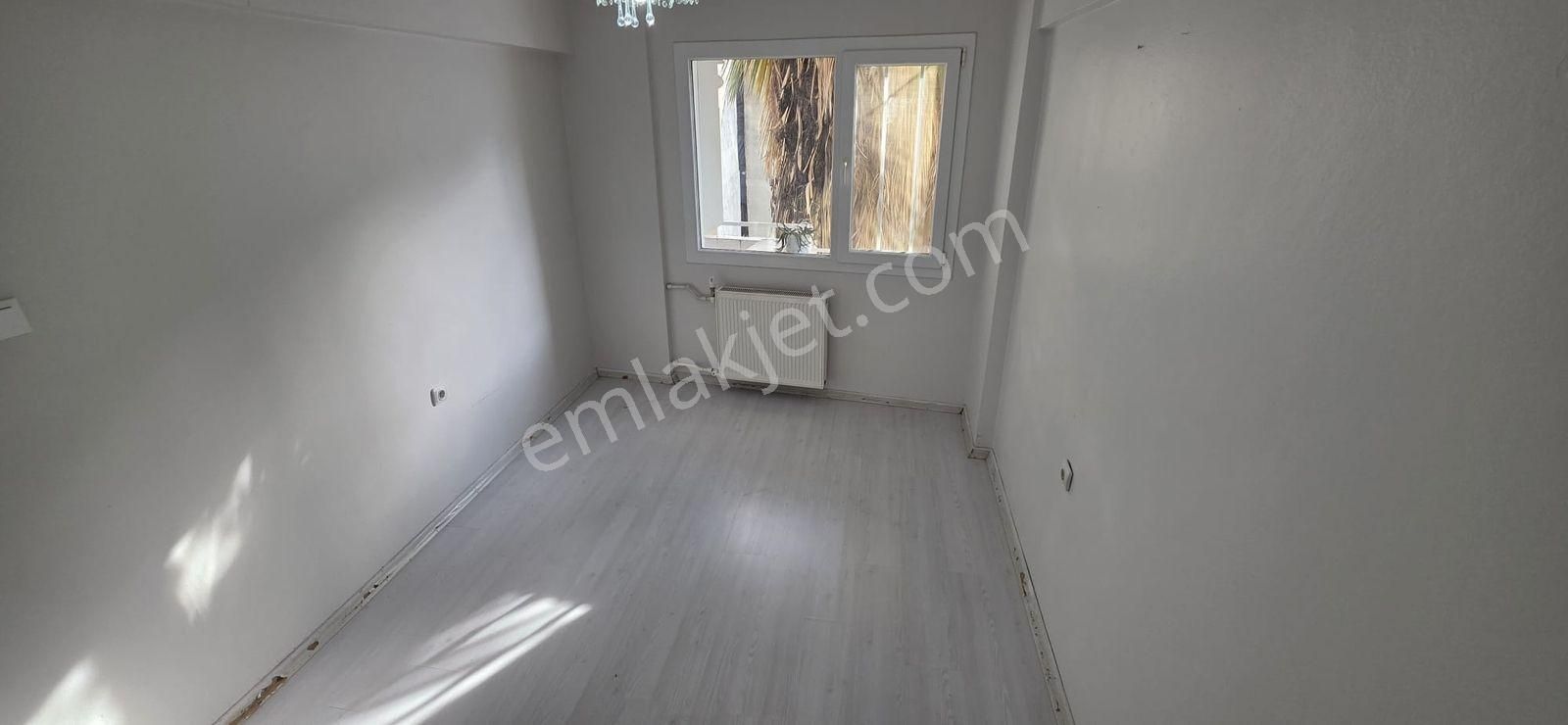 Karşıyaka Alaybeyde Arakat Doğalgazlı 2+1 Daire - Görsel 11