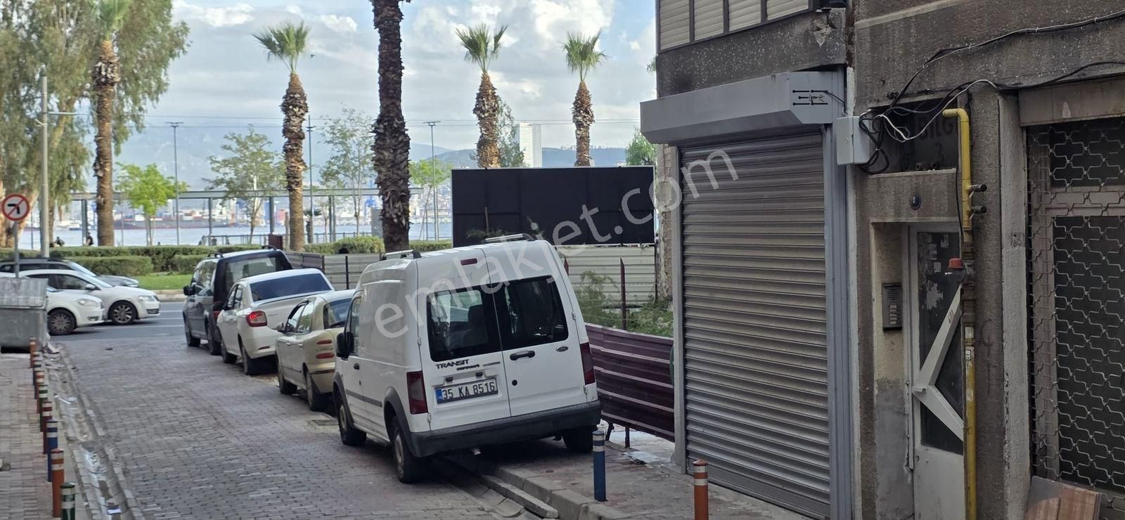 Karşıyaka Alaybeyde Arakat Doğalgazlı 2+1 Daire - Görsel 16