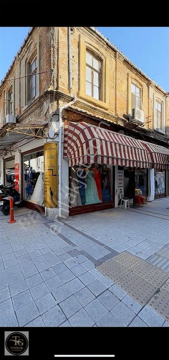 Karakaş Mahallesi Cumhuriyet Caddesinde Satılık 165 M2 Dükkan - Görsel 17