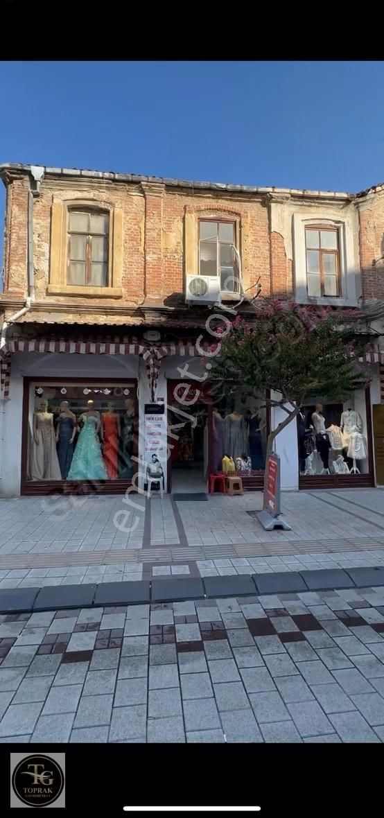 Karakaş Mahallesi Cumhuriyet Caddesinde Satılık 165 M2 Dükkan - Görsel 12