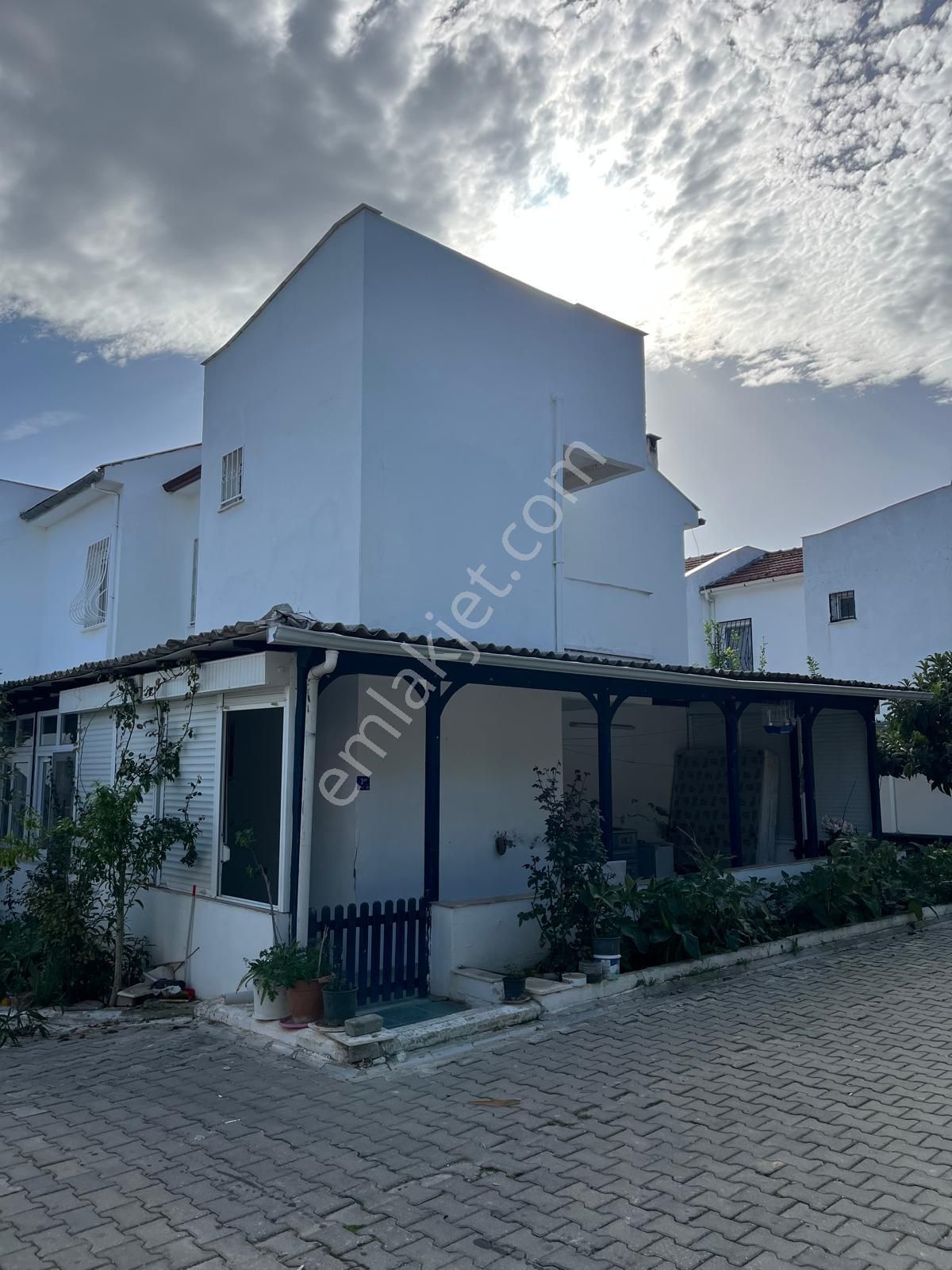 Aksan Sitesınde Doğalgazlı Havuzlu Denize Yakın Dubleks... - Görsel 3