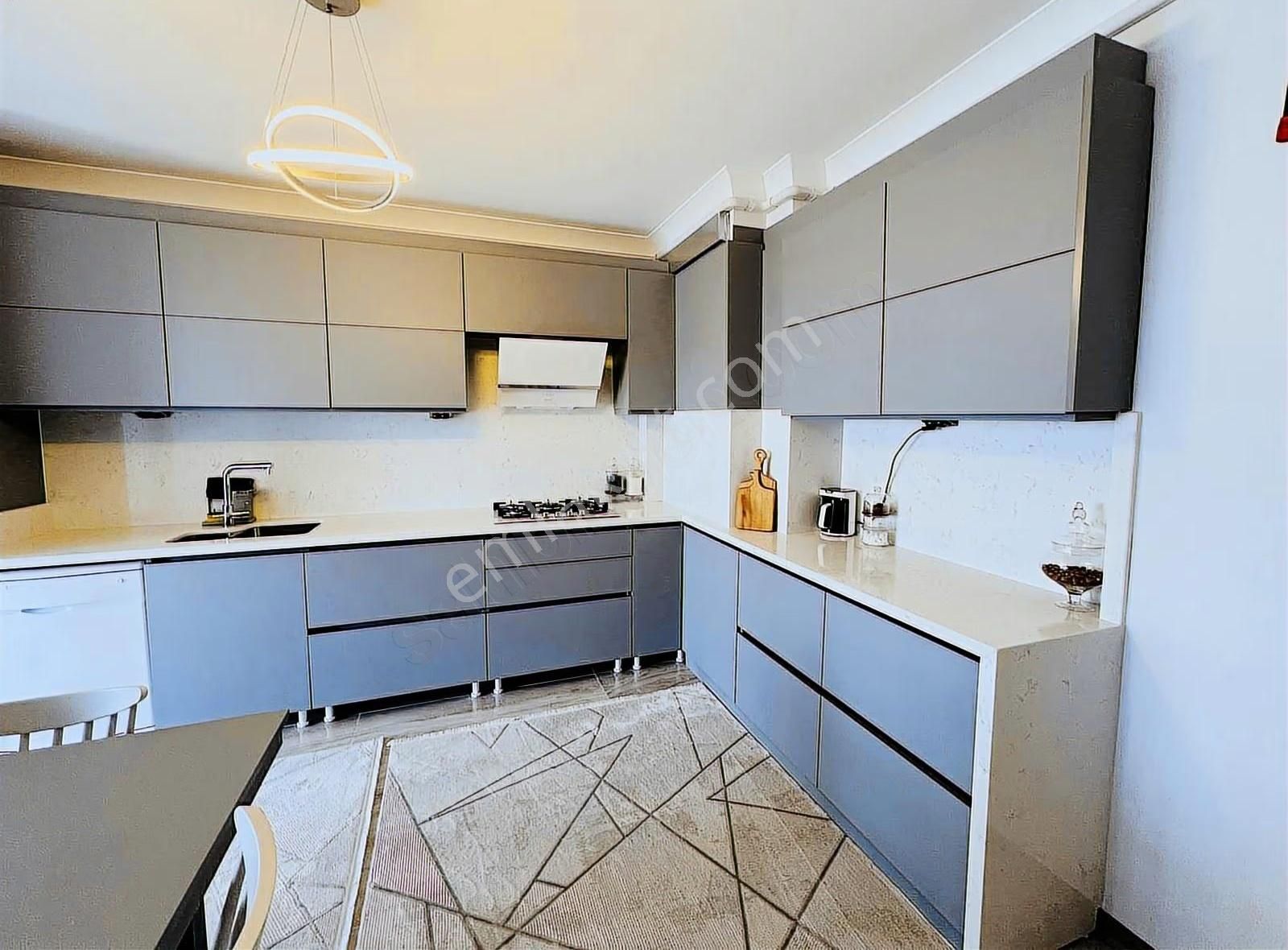 4+1 Kapalı Otoparklı Özel Yapım Site İçerisinde Daire - Görsel 6