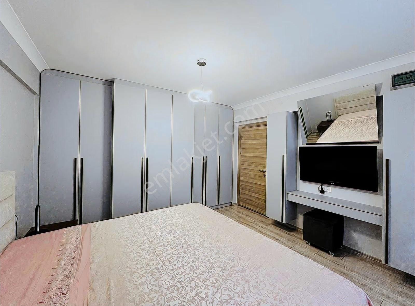 4+1 Kapalı Otoparklı Özel Yapım Site İçerisinde Daire - Görsel 14