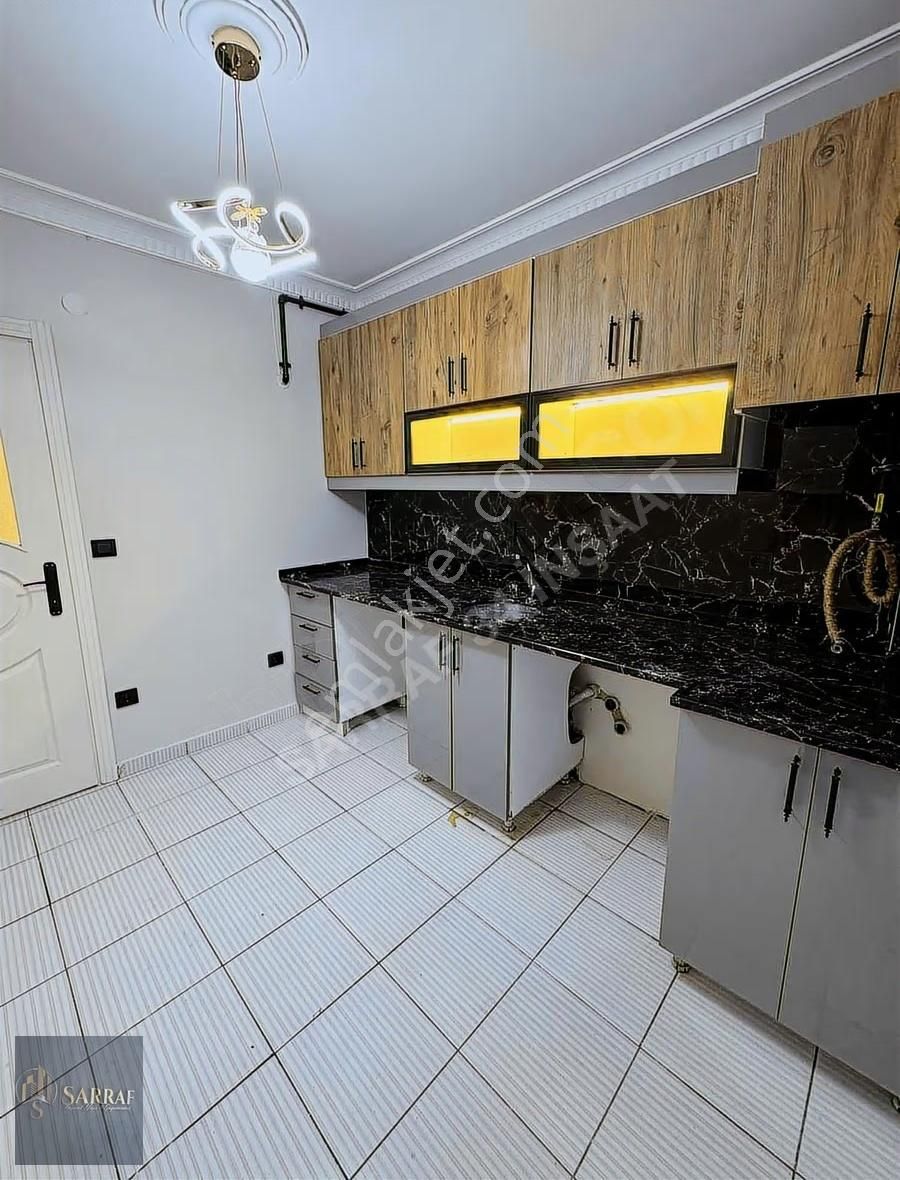 Mehterçeşme Geniş M2 Lüks 3+1 Ebeveynli Doğru Konum Videolu - Görsel 18