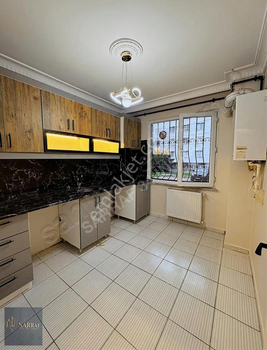 Mehterçeşme Geniş M2 Lüks 3+1 Ebeveynli Doğru Konum Videolu - Görsel 7