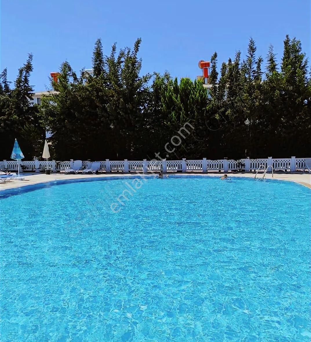 Antalya Serik Boğazkent Satılık Havuzlu Sitede 1+1 Yazlık Daire